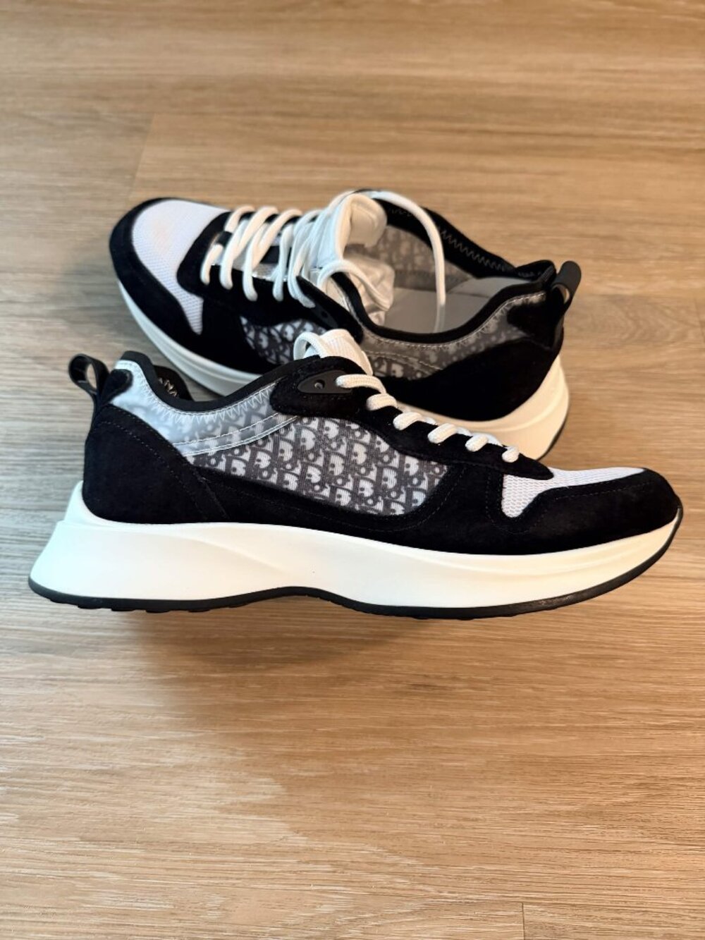 Dior Black B25 Runner Sneakers Size 7